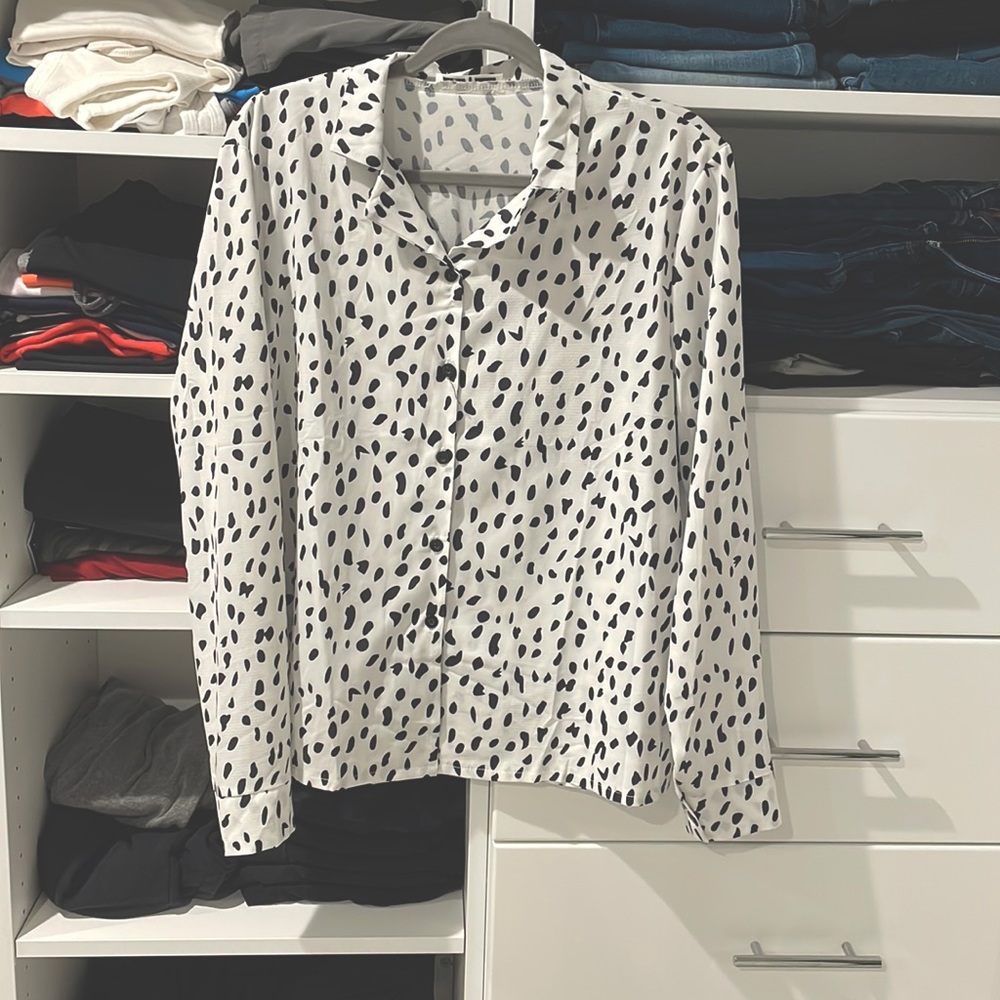 Black and white blouse